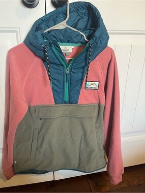 Passenger Women’s Hooded Fleece Jacket - Pink/Teal/Grey